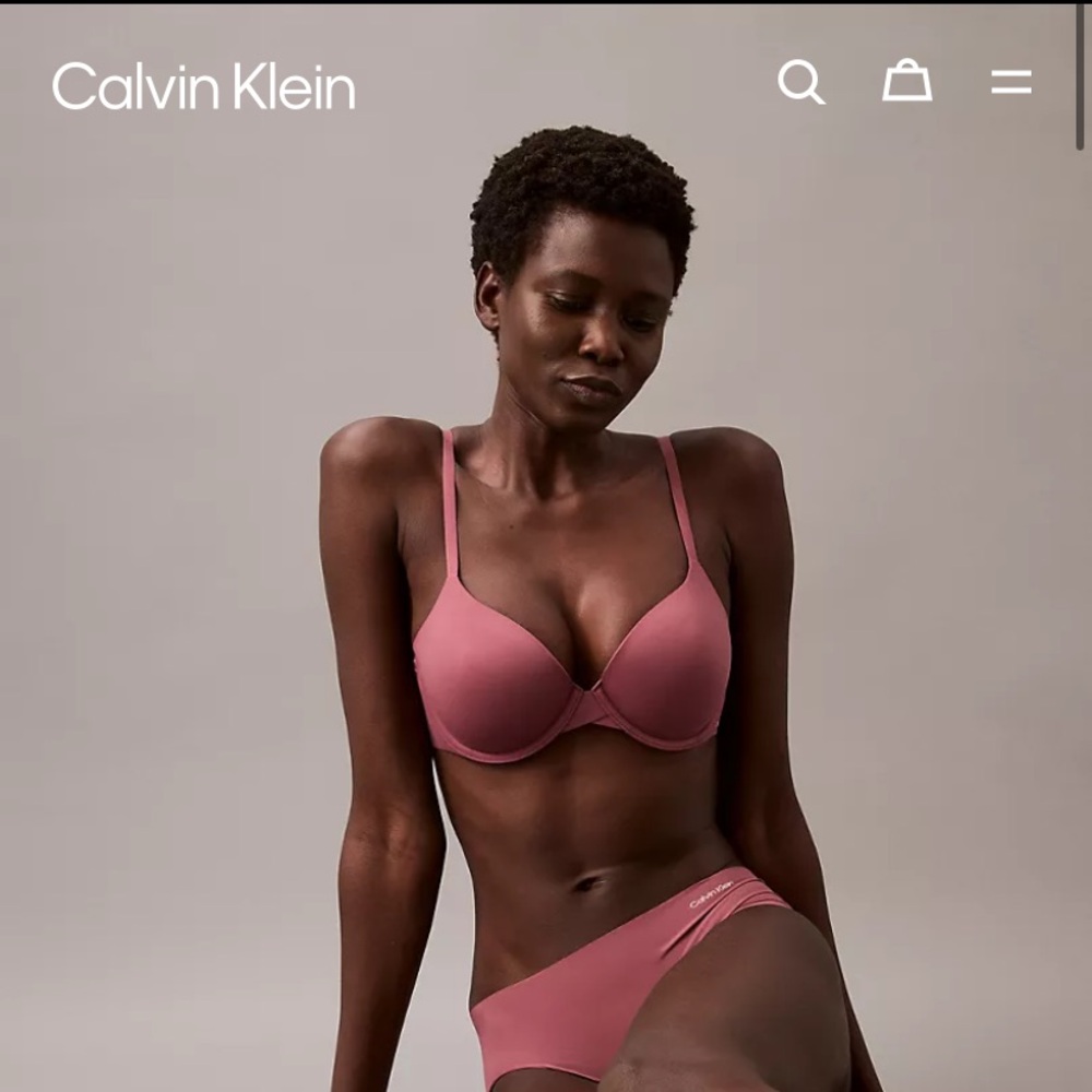 NWOT Calvin Klein T-shirt Bra